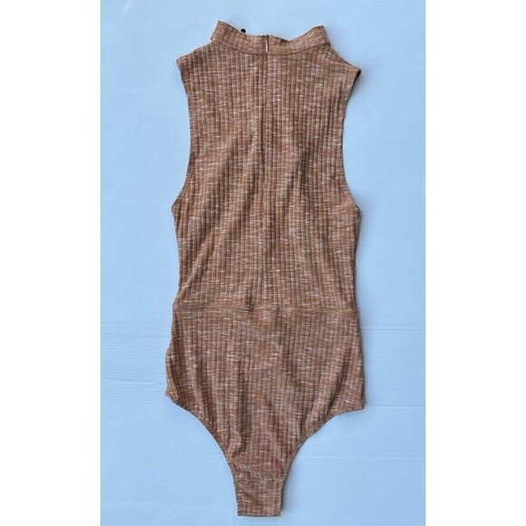 Nasty Gal Lavish Alice Womens Cross the Floor Cutout Bodysuit - Picture 11 of 11